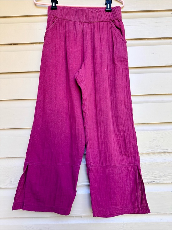 Pact Pants - Pact Organic Cotton Red Pull On Pants Wide Leg Cropped Size Small
